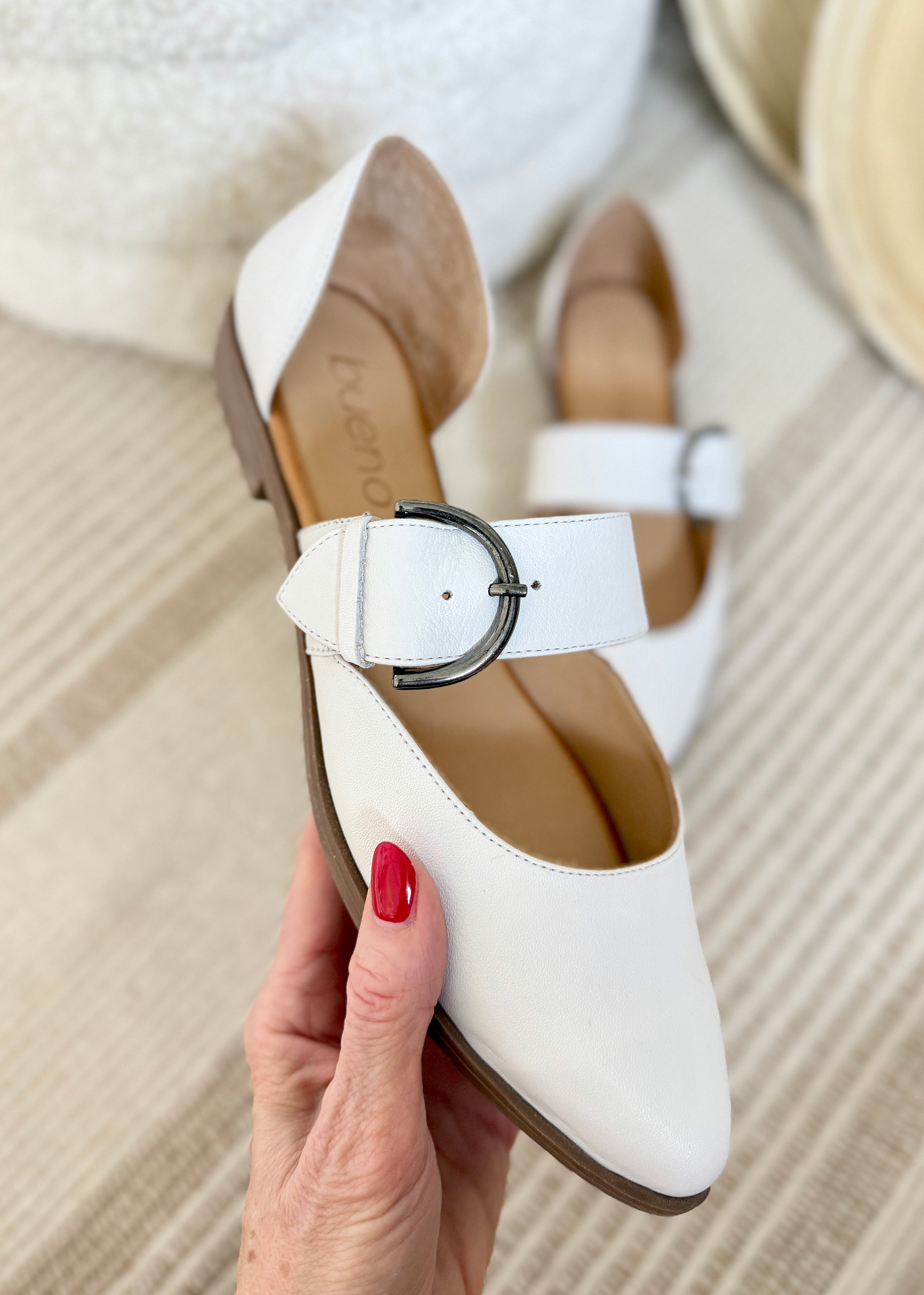 Bueno Brittany Flats, white