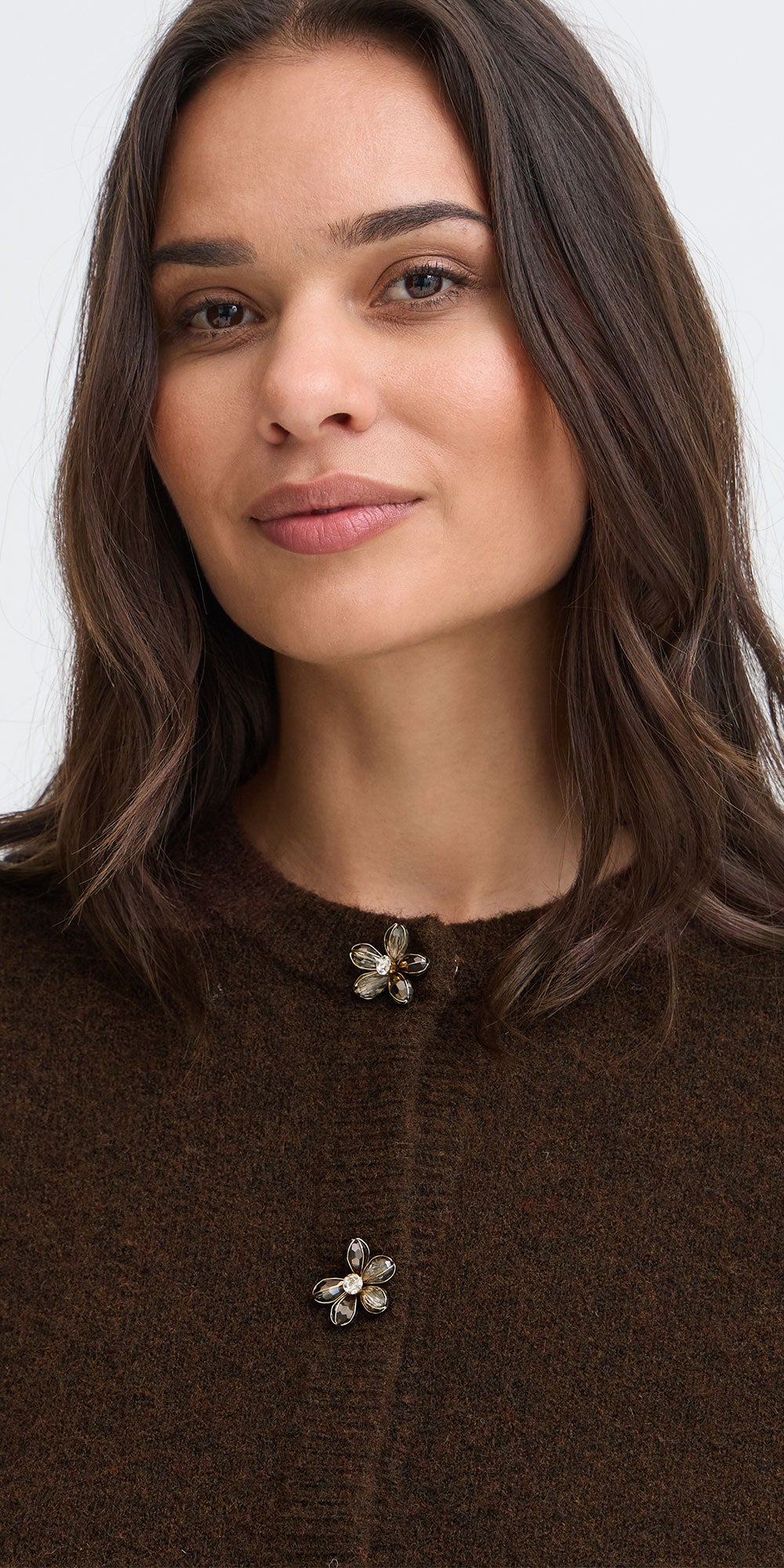B.Young Flower Button Cardy, java