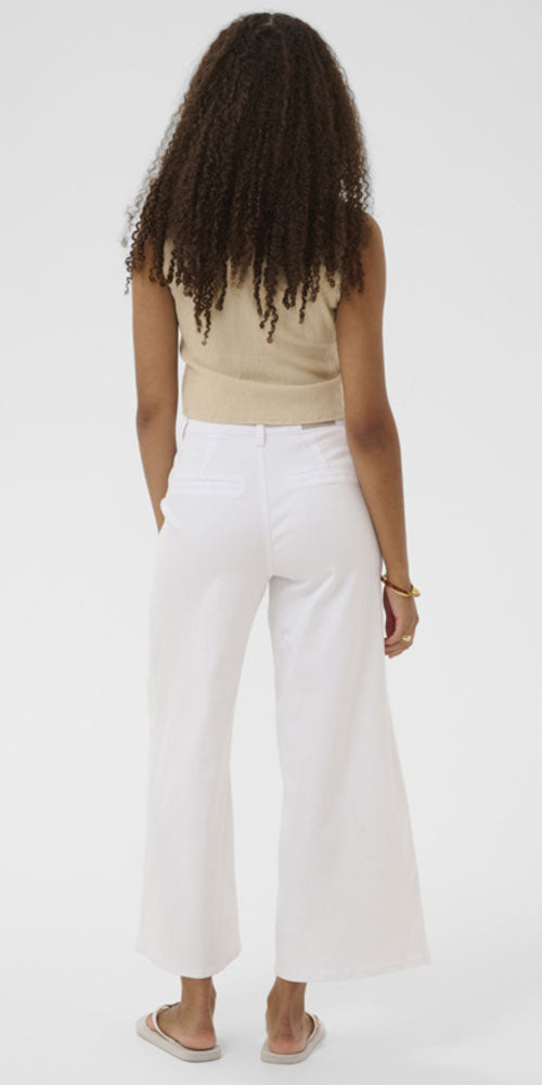 Cream Textural Fitted Vest