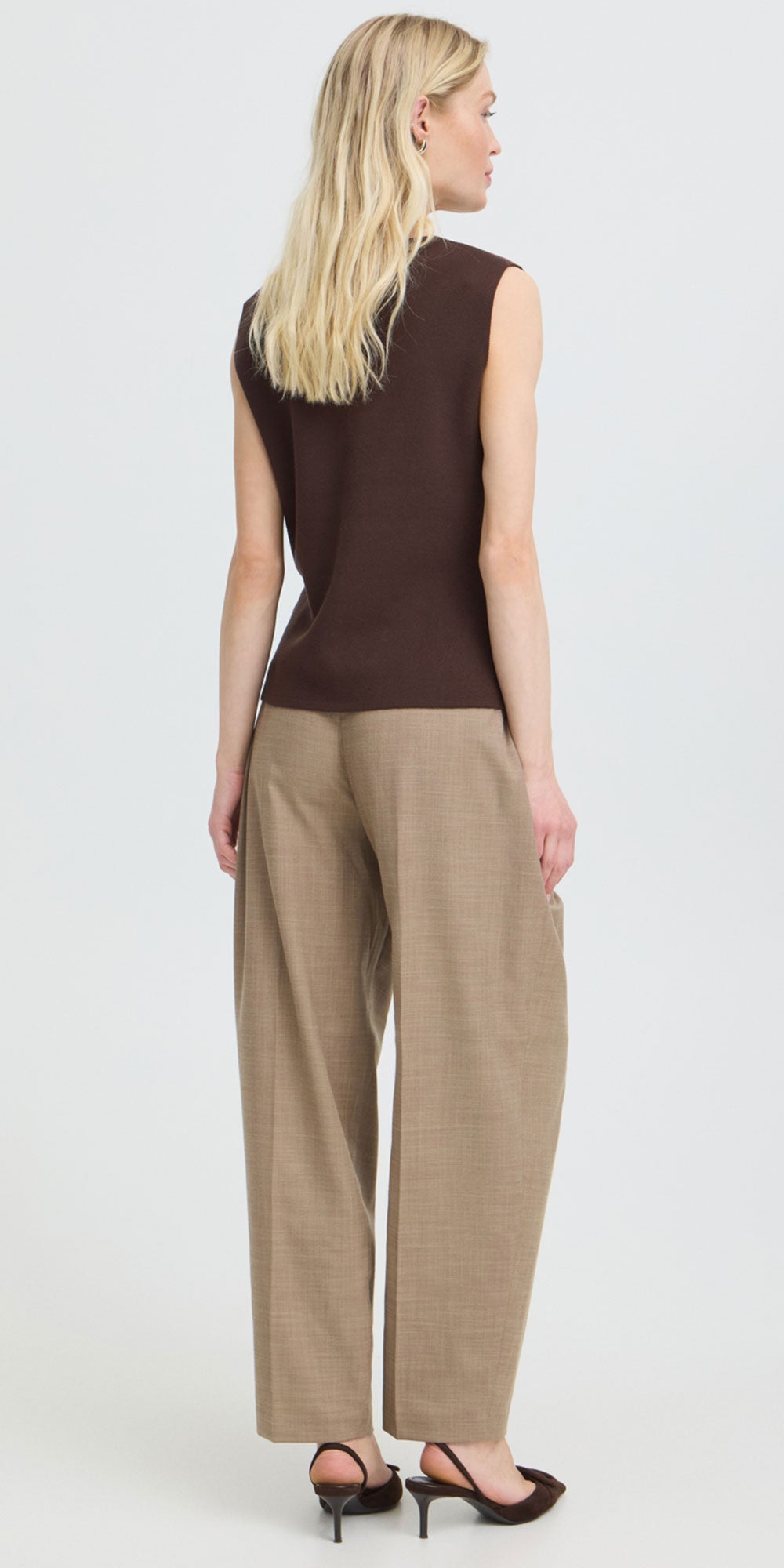 B.Young Knit Vest, chocolate brown