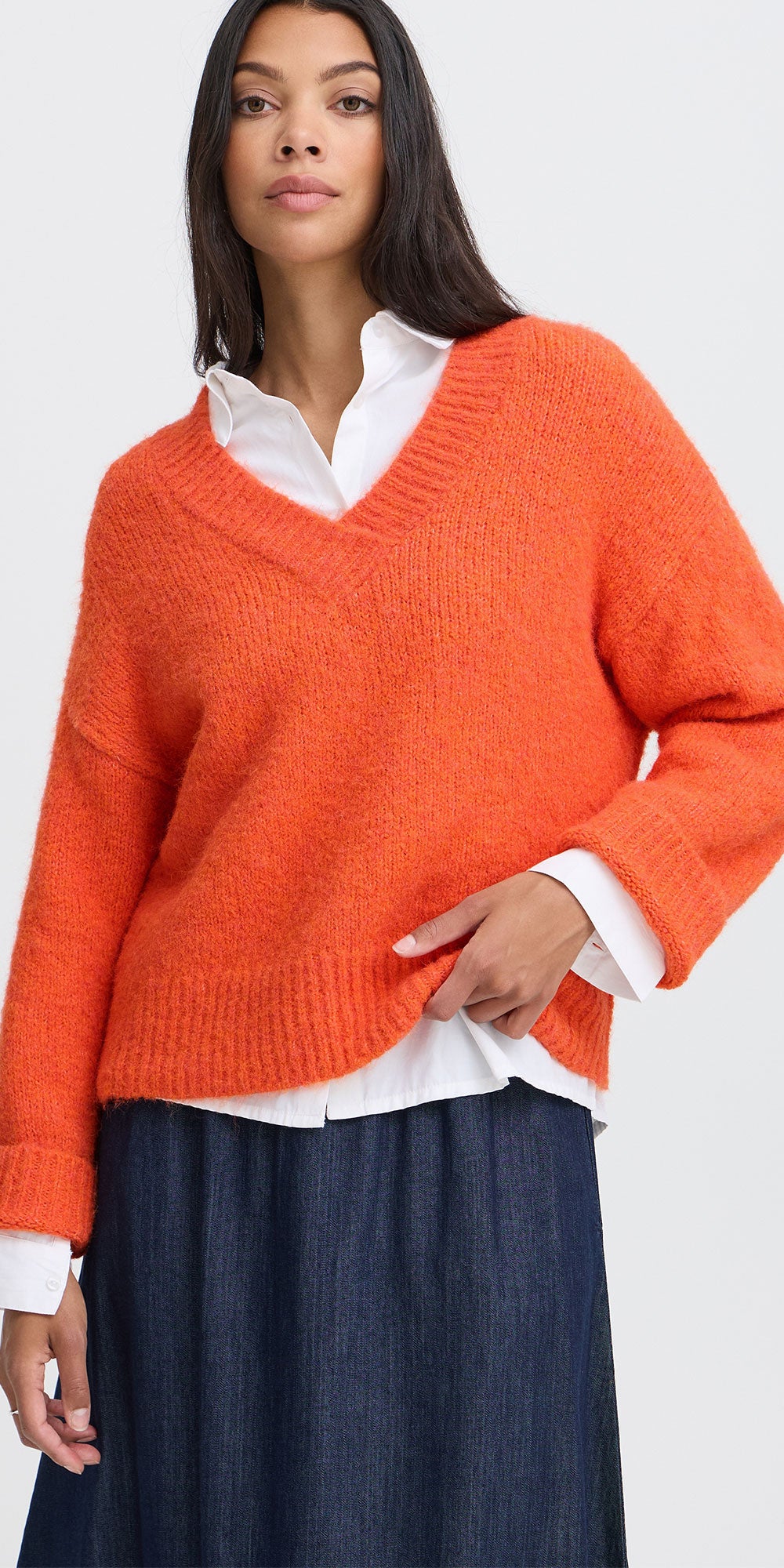 B.Young Miller V-neck Sweater, pumpkin