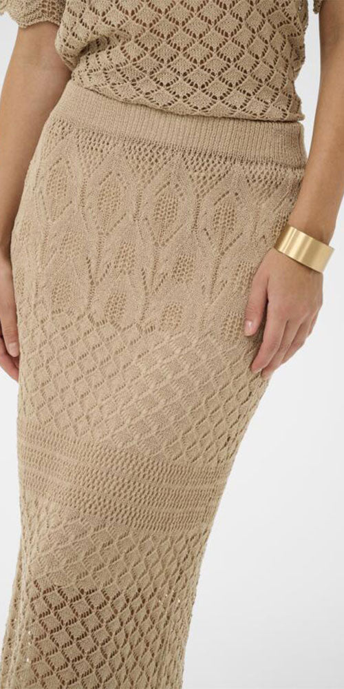 Cream Scallop Knit Skirt, taupe