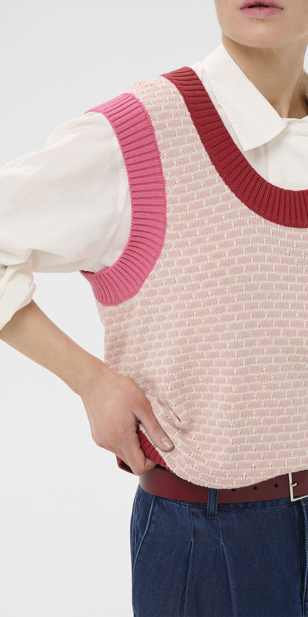 Culture Cotton Contrast Knit Vest