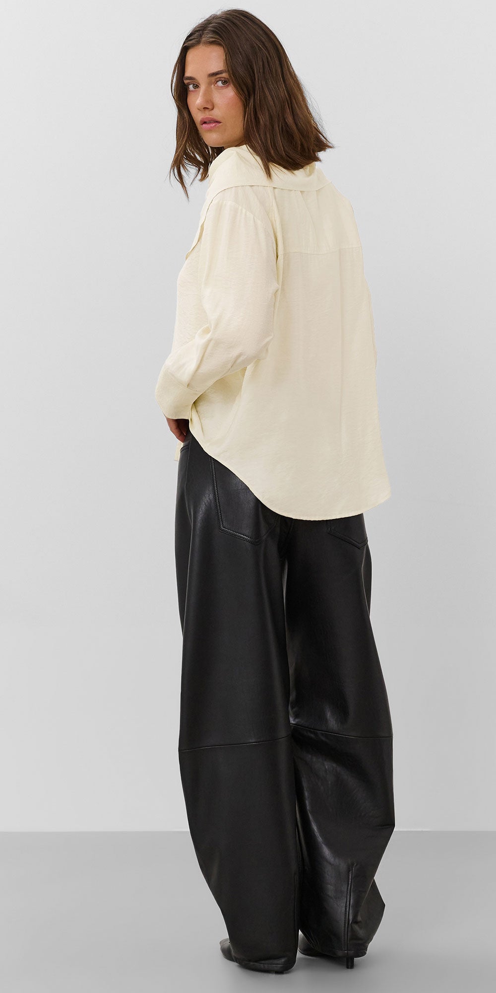 Soaked Scarf Blouse, sand shell