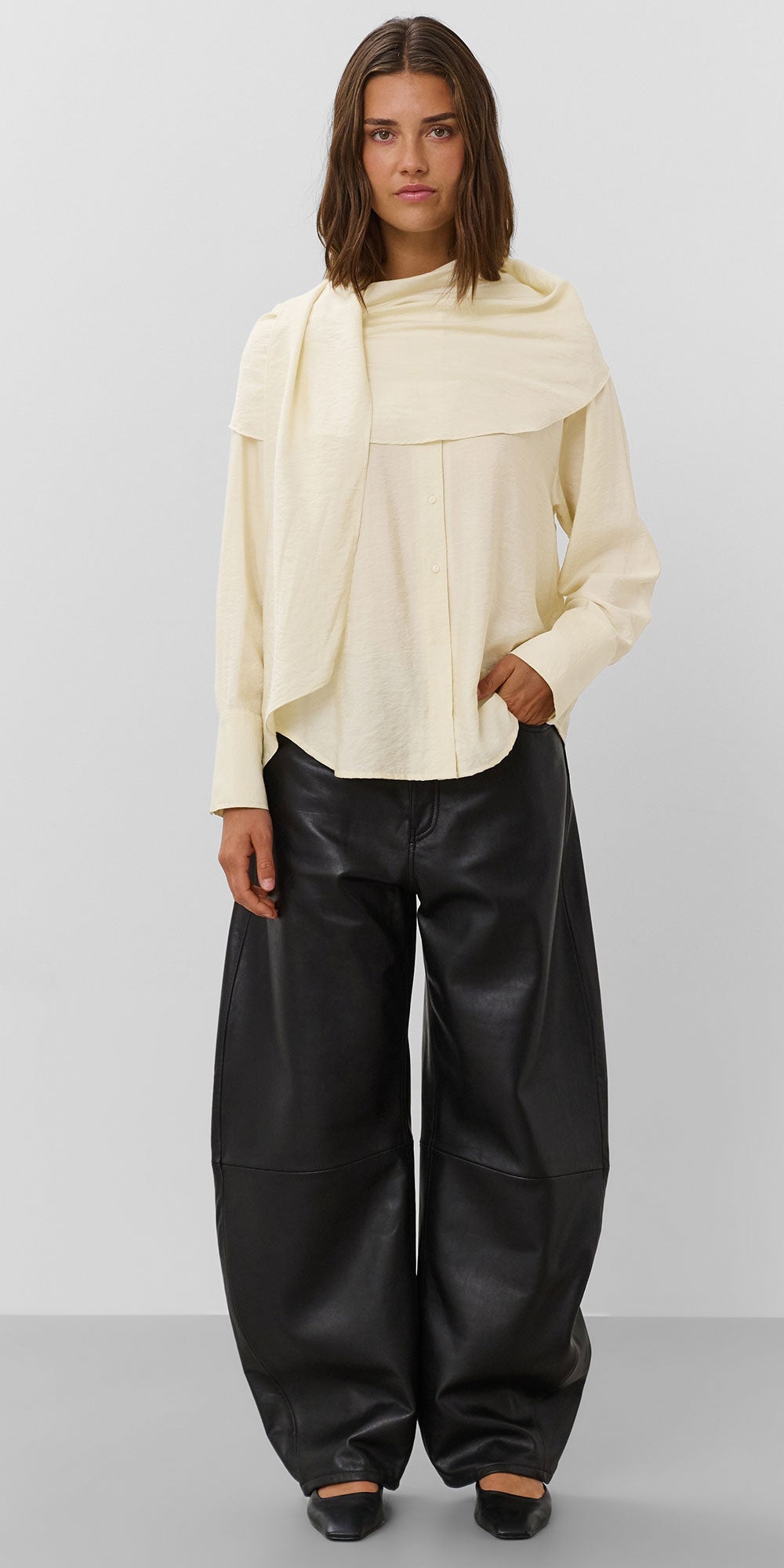 Soaked Scarf Blouse, sand shell