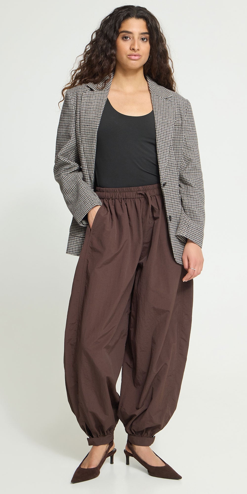 Ichi Gathered Balloon Pants, chocolate brown