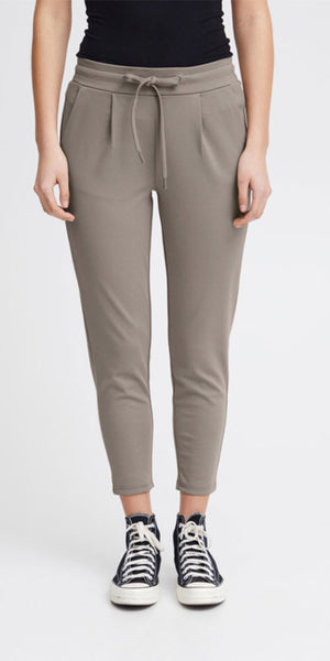 新品、タグ付き　marjour KNIT JOGGAR PANTS IVOLY Ichi-Ponte-Knit-Joggers-taupe-