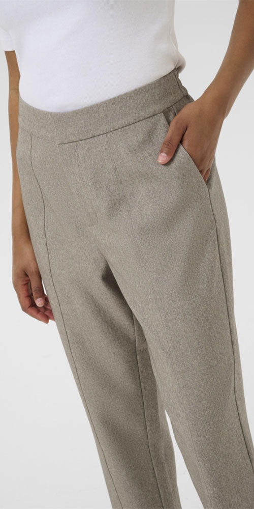 Kaffe Front Seam Cropped Pants