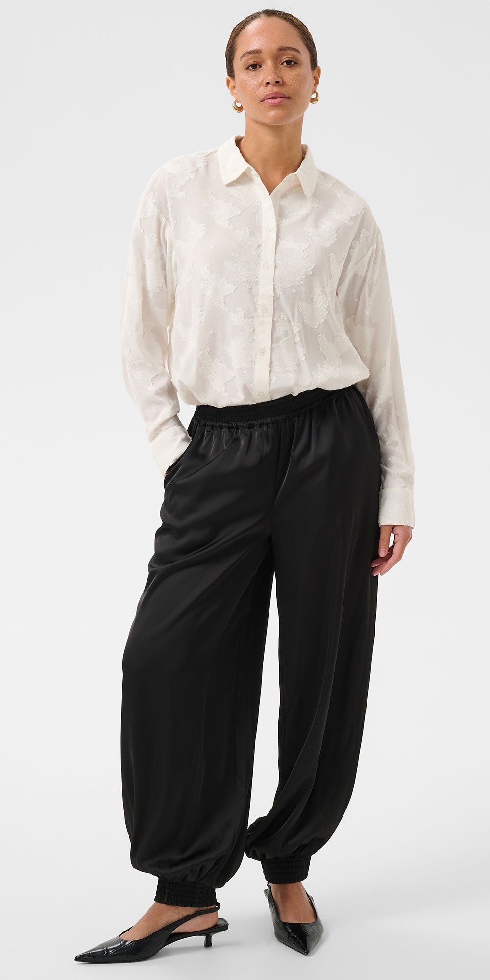 Kaffe Satin Balloon Pants, black