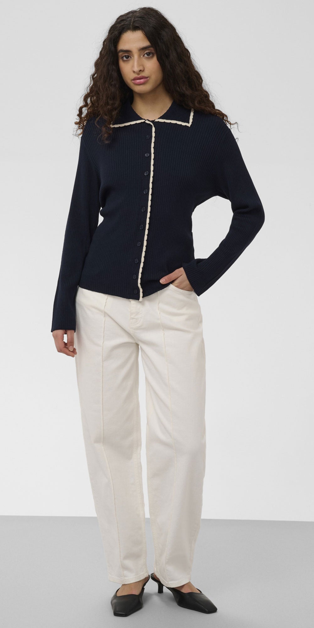 Soaked Scallop Trimmed Cardy, navy