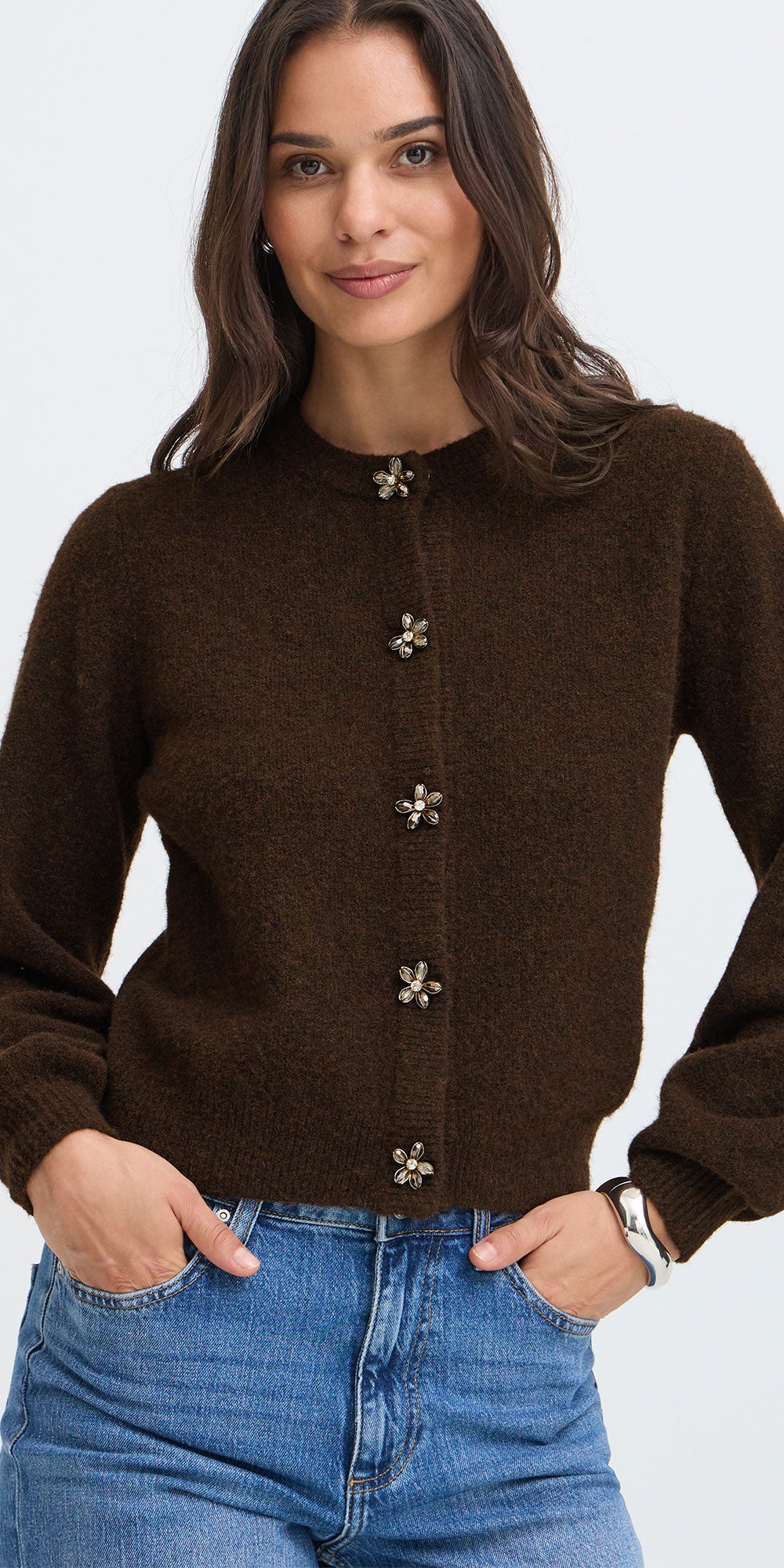 B.Young Flower Button Cardy, java