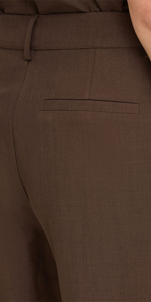 Ichi Refined Bermuda Shorts, java