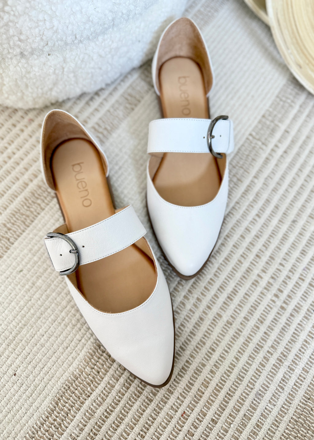 Bueno Brittany Flats, white