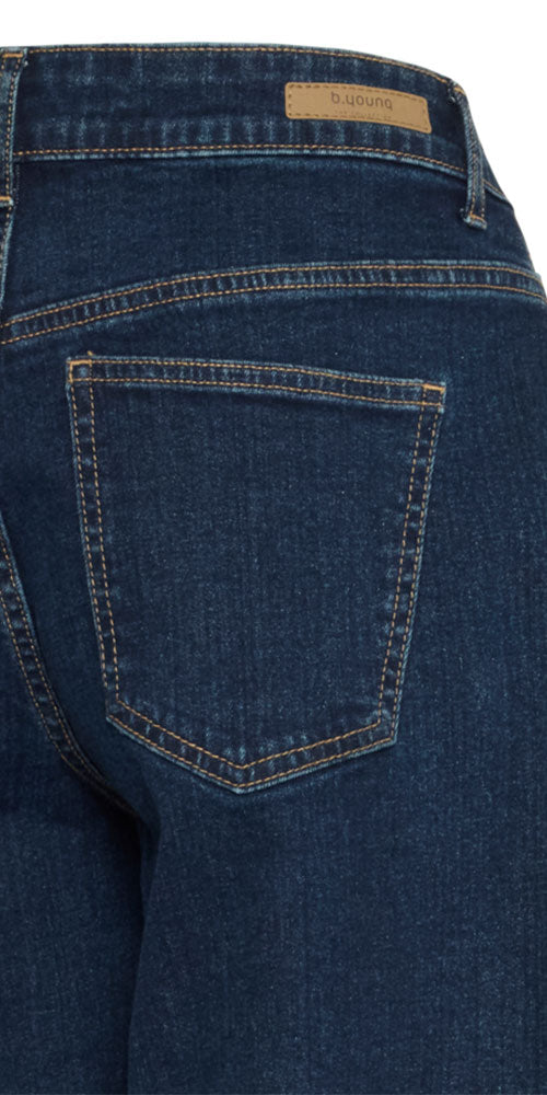 B.Young Modern Barrel Jeans