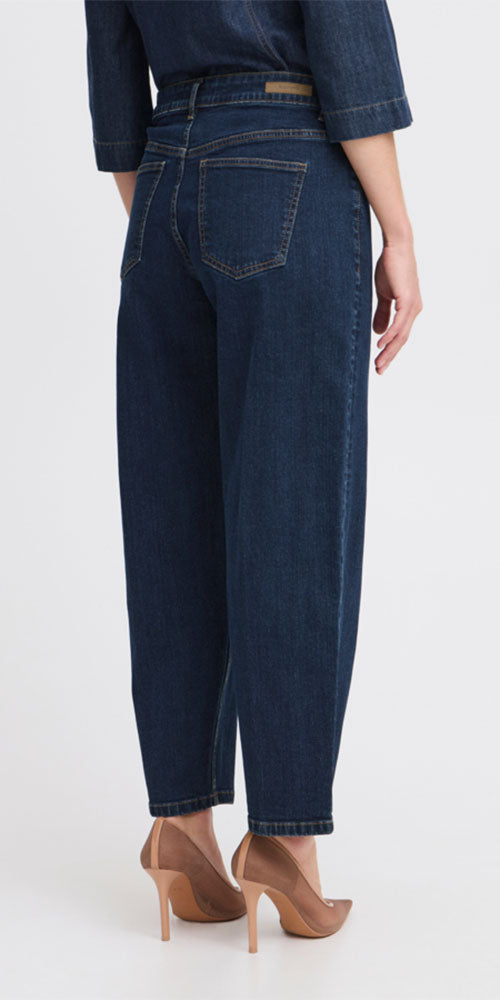 B.Young Modern Barrel Jeans