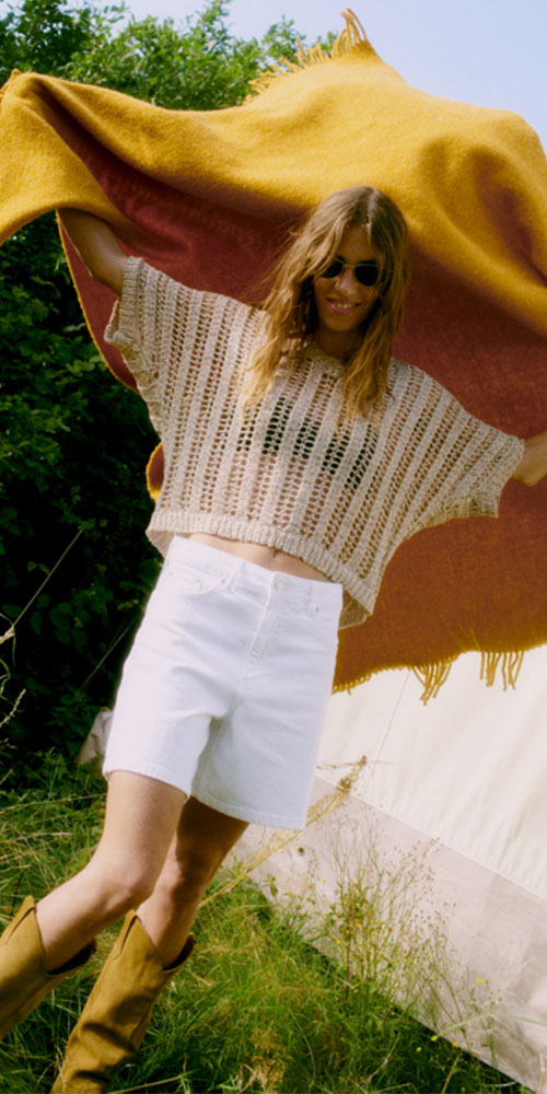 B.Young V-neck Open Crochet Pullover