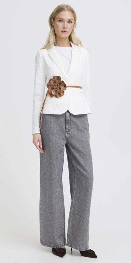 B.Young Flower Tie Belt