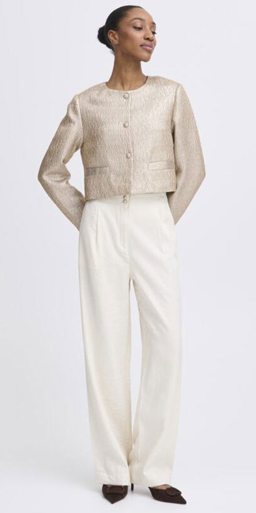 B.Young Gilded Jacket