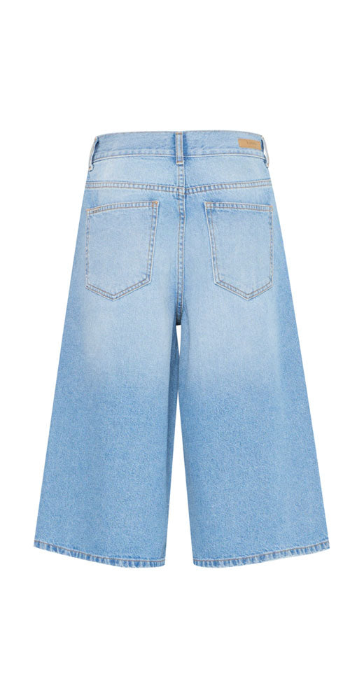 B.Young Jorts