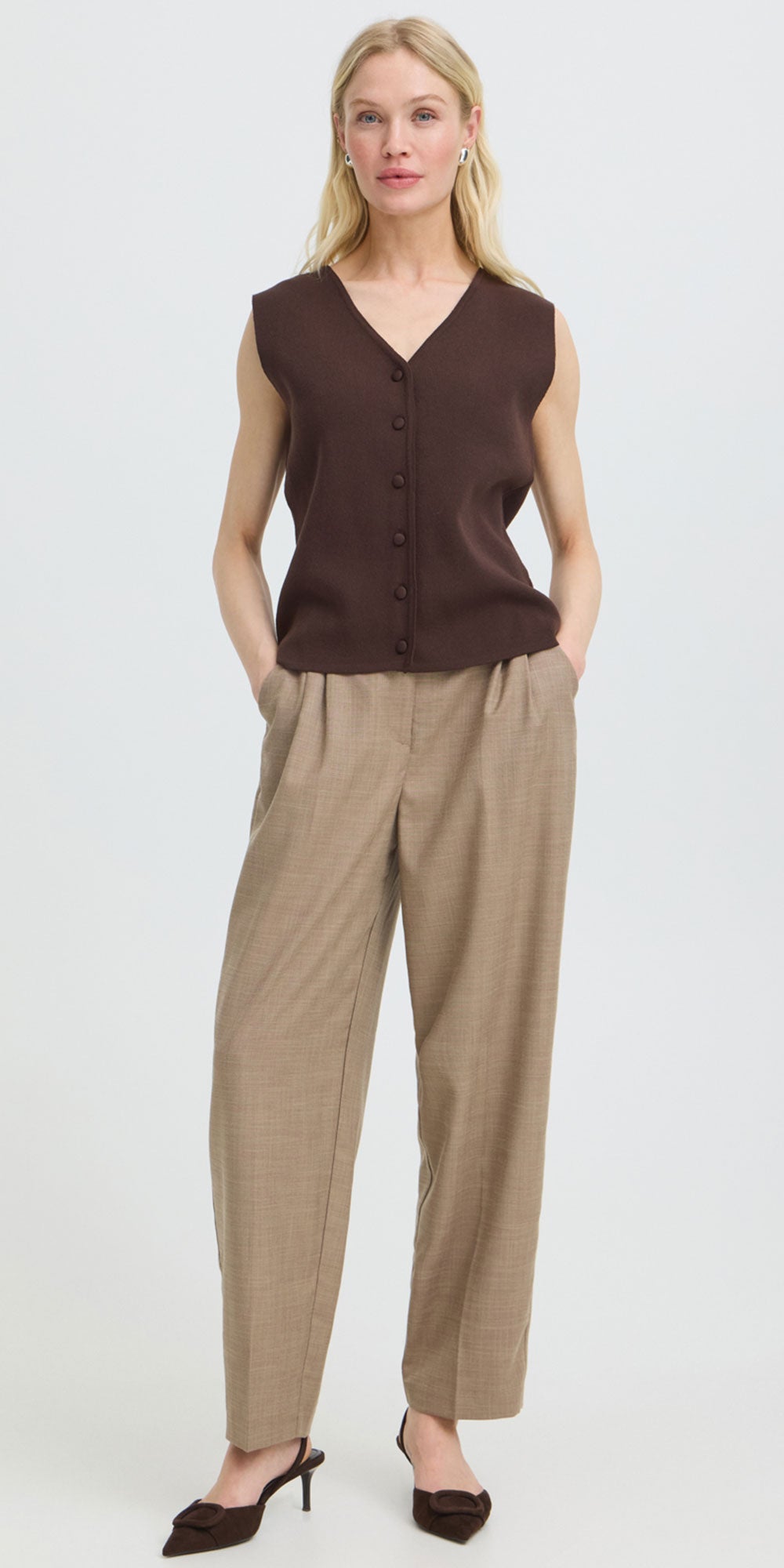 B.Young Knit Vest, chocolate brown