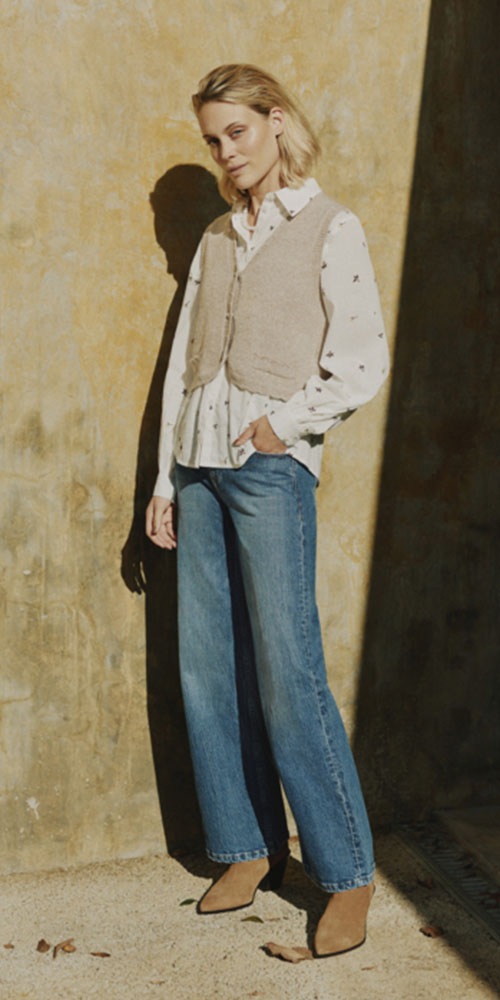 B.Young Leaf Embroidered Cotton Blouse