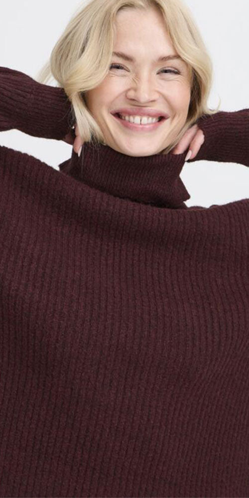 B.Young Ribbed Turtleneck Sweater, burgundy