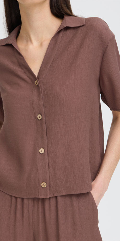 B.Young Crinkle Tunic Shirt, mocha