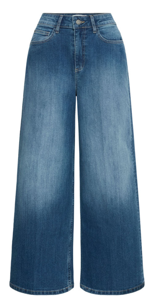 B.Young Flower Embroidery Jeans