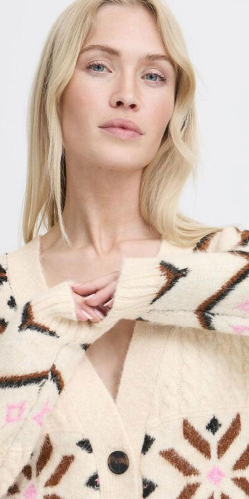 B.Young Nordic Cardy