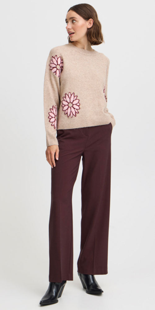 B.Young Pop Flower Sweater, pinkish