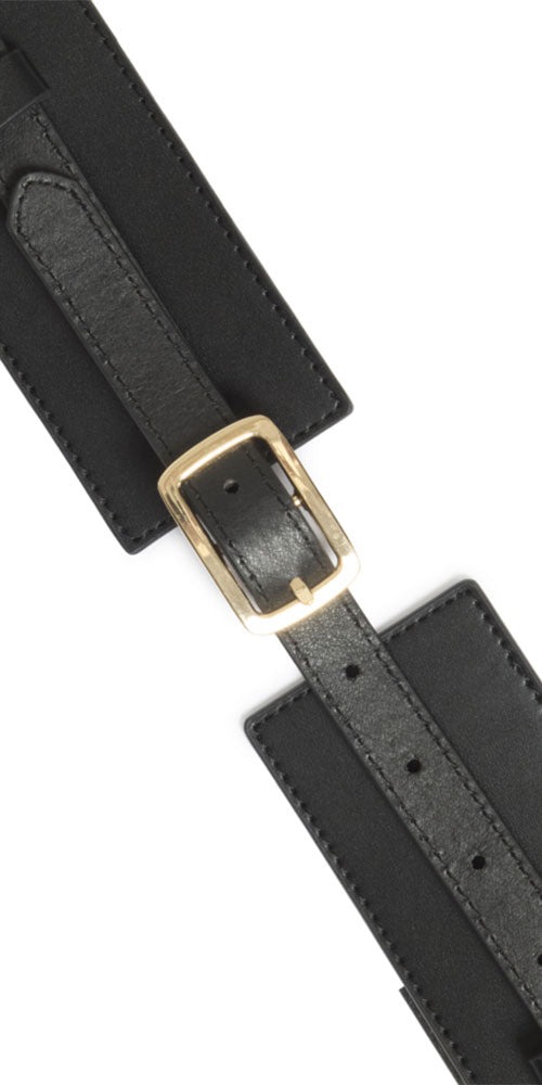 B.Young Wide Waist Belt