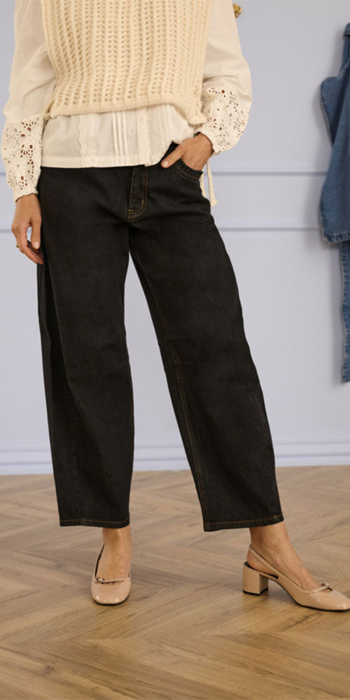 Cream Self Belted Barrel Jeans, black wash