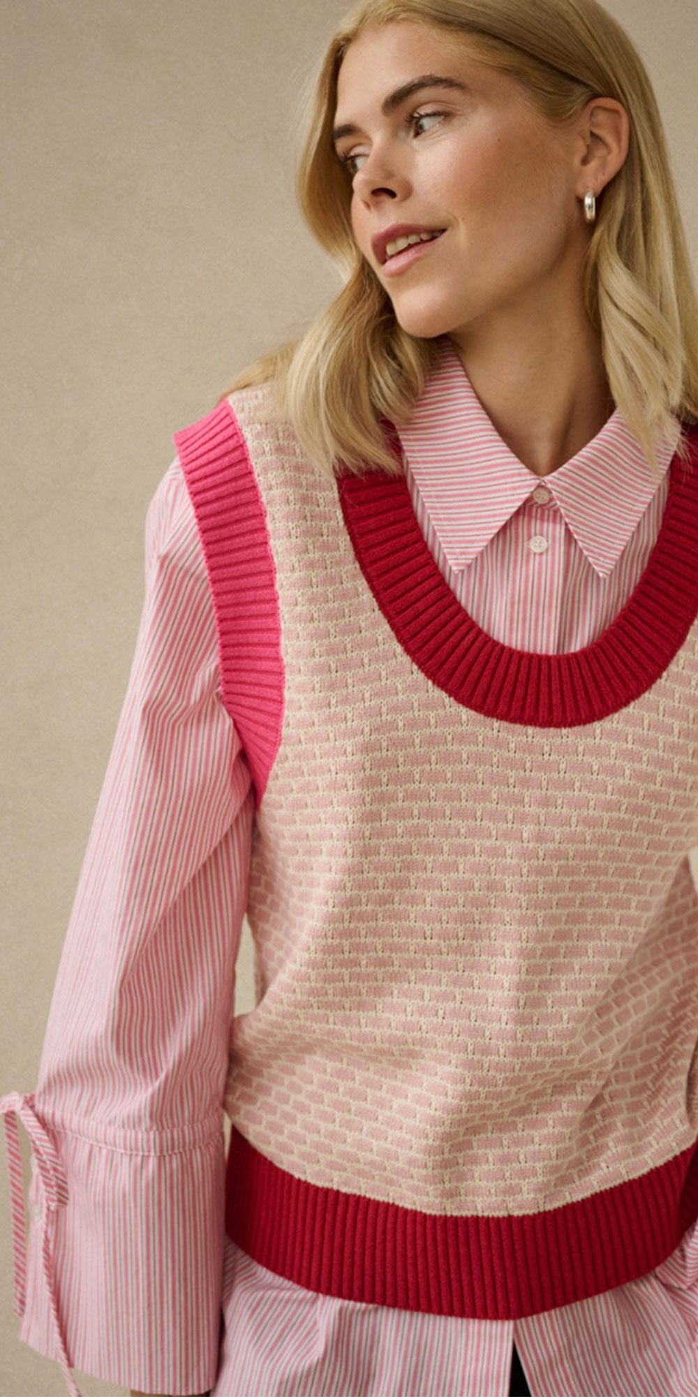 Culture Cotton Contrast Knit Vest