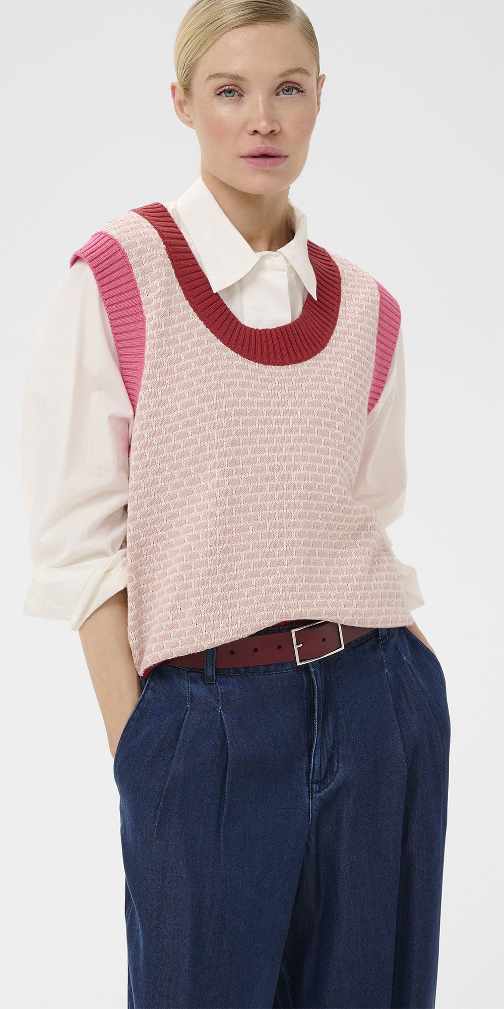 Culture Cotton Contrast Knit Vest