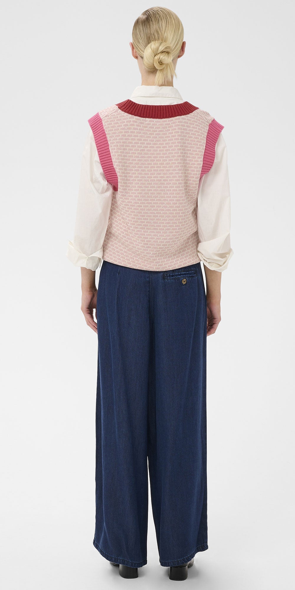 Culture Cotton Contrast Knit Vest