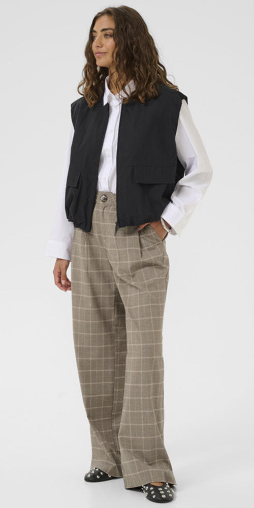 Culture Zip Front Vest, black