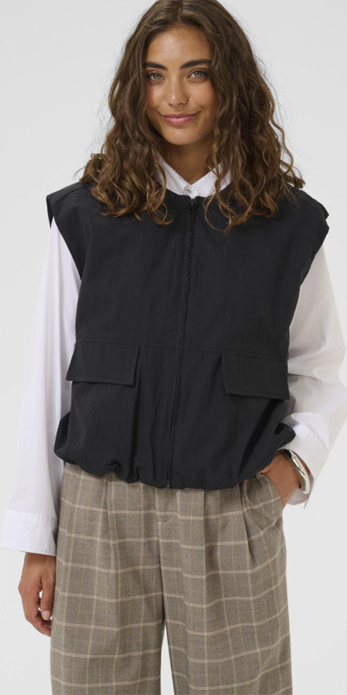 Culture Zip Front Vest, black