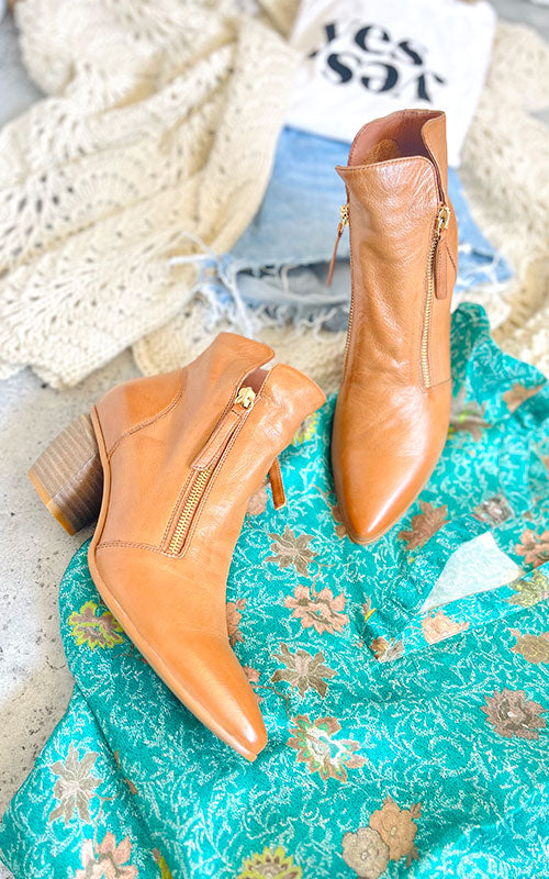 Django & Juliette Jazzy Boots, cognac