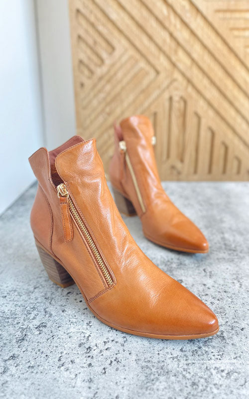 Django & Juliette Jazzy Boots, cognac