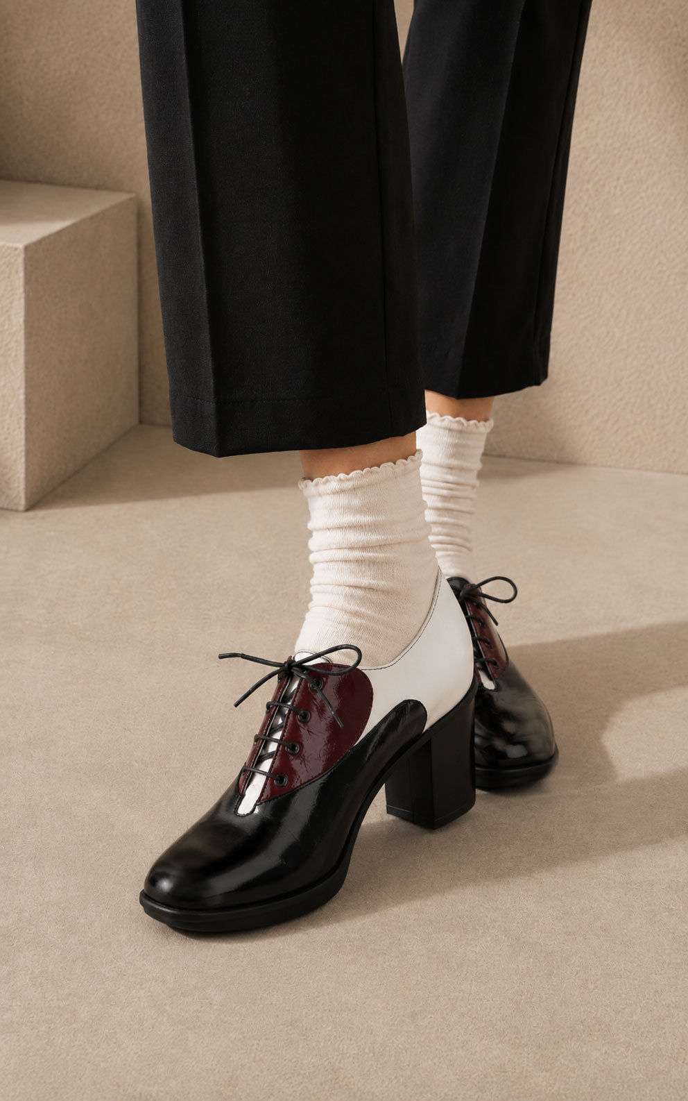 Fly London Geil, black/red/white
