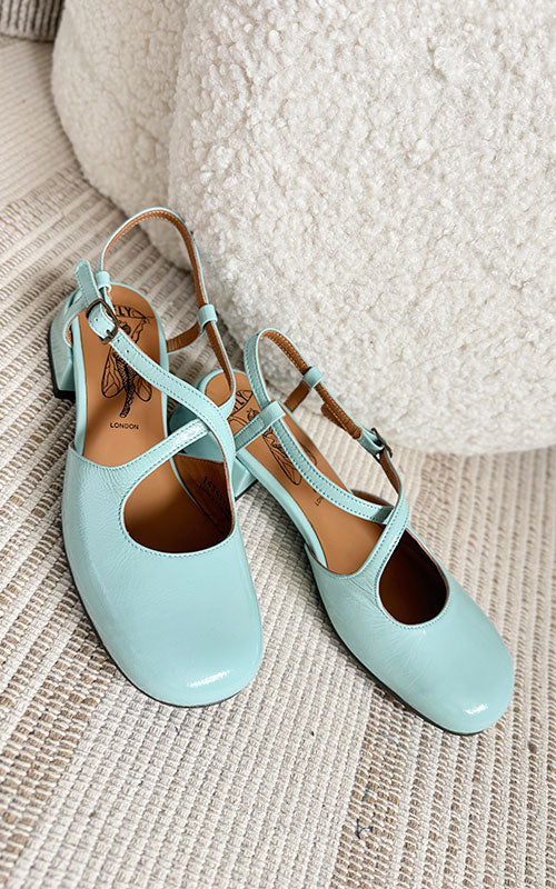 Fly London Cark, spearmint patent