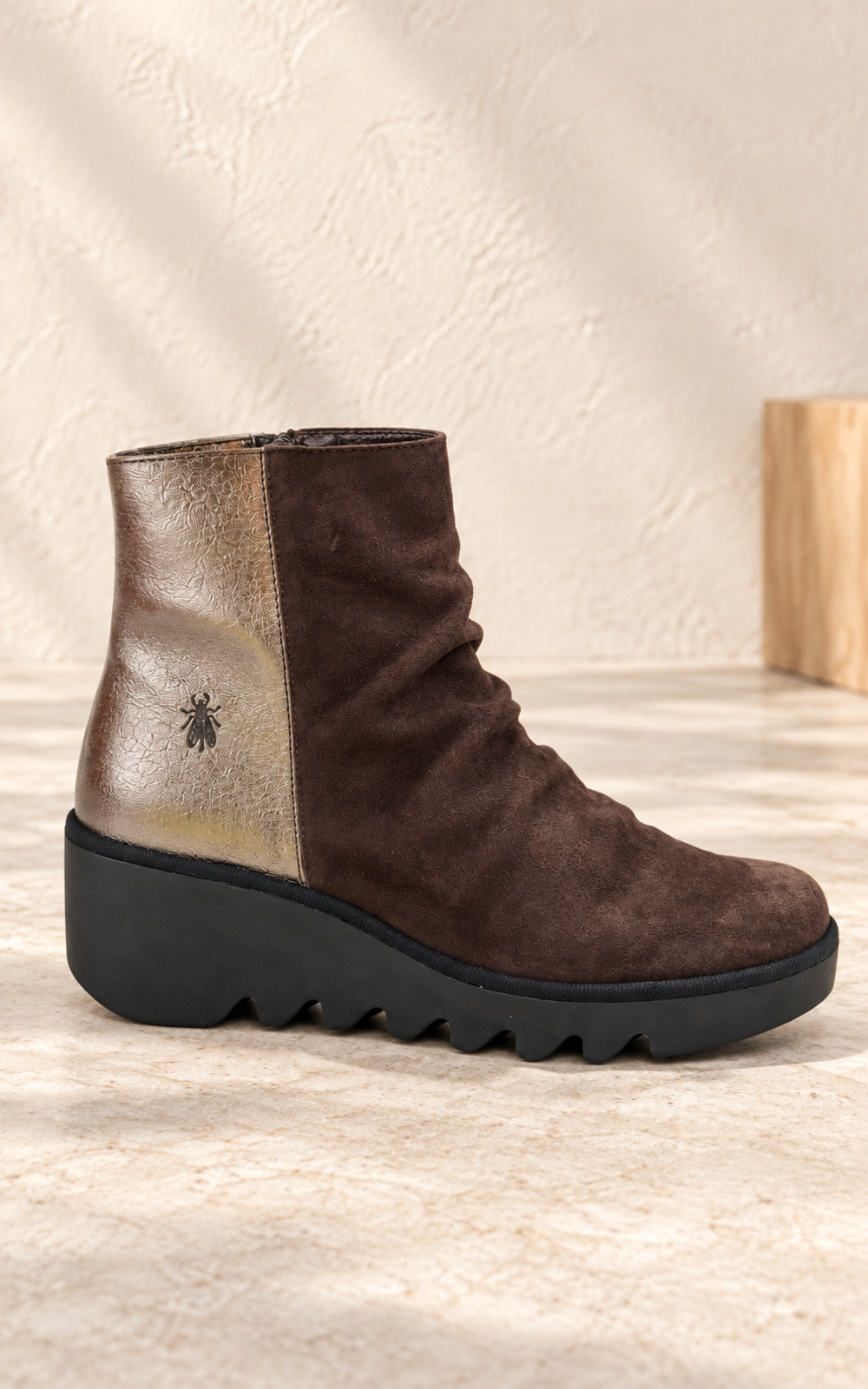 Fly London Baan, brown/gold