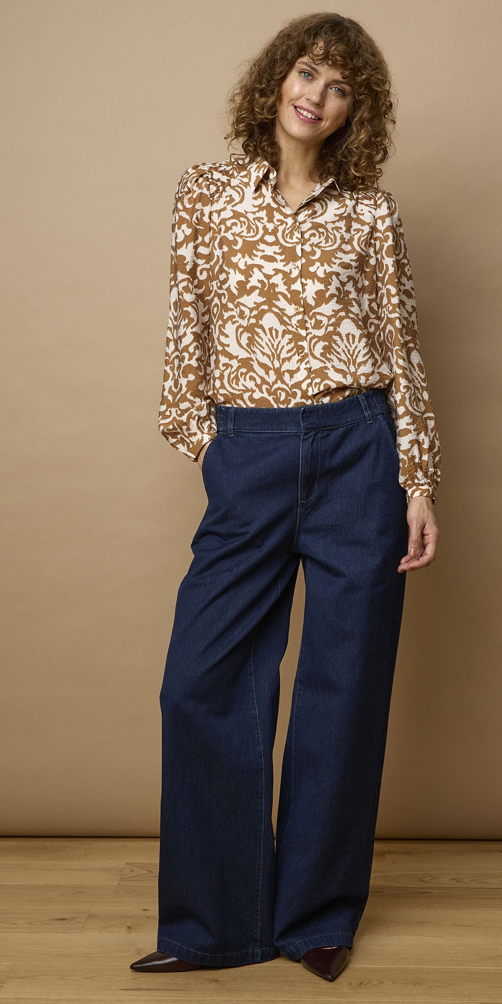 Fransa Tie Shirt, camel stripe