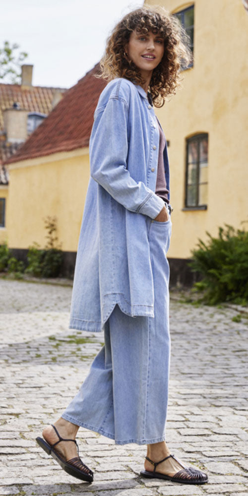 Fransa Long Light Wash Denim Shacket