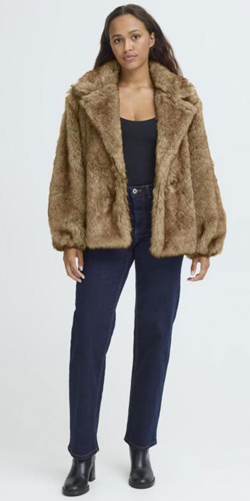Ichi Faux Fur Jacket, caramel
