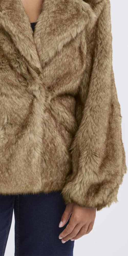 Ichi Faux Fur Jacket, caramel