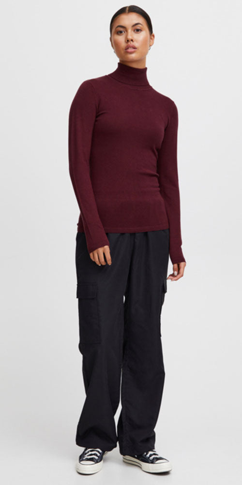 Ichi Fine Knit Turtleneck, wine