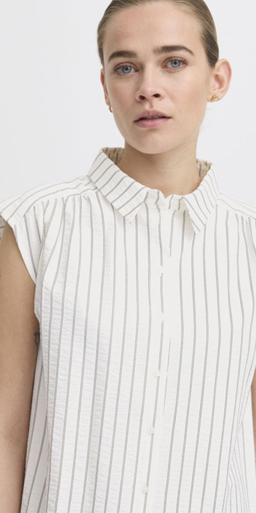 Ichi Sleeveless Button-Up Shirt