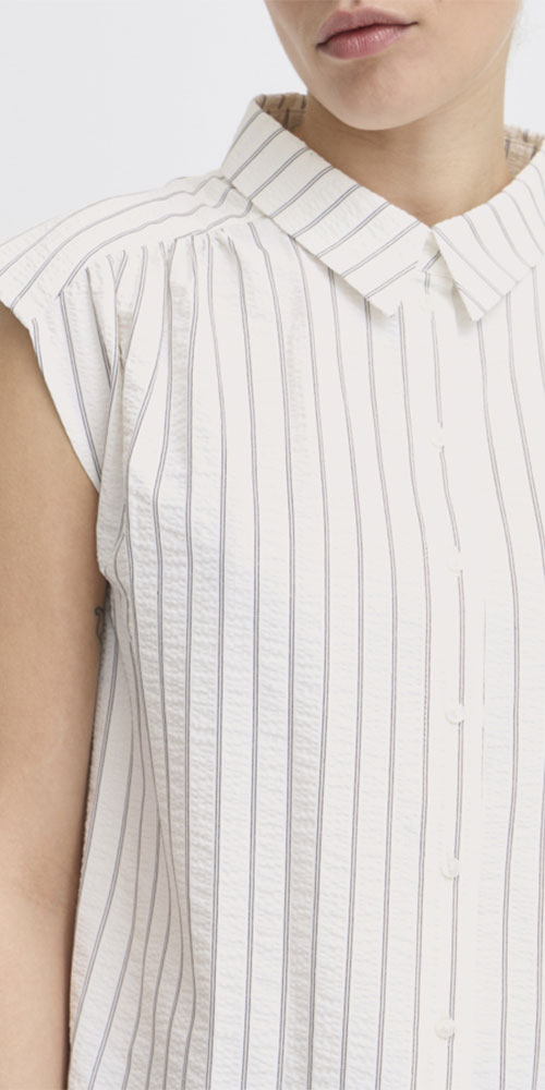 Ichi Sleeveless Button-Up Shirt