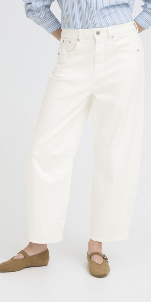 Ichi Darted Barrel Jeans, white